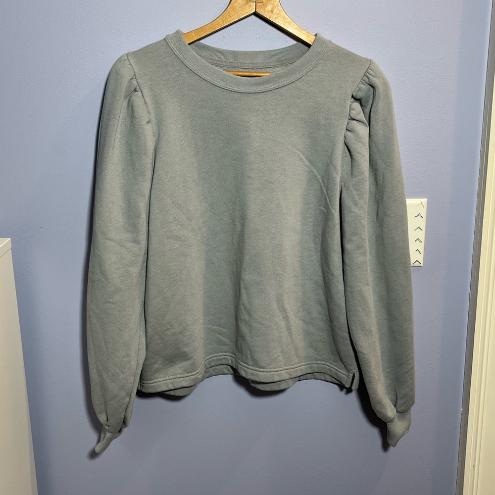 🦋Abercrombie crewneck🦋